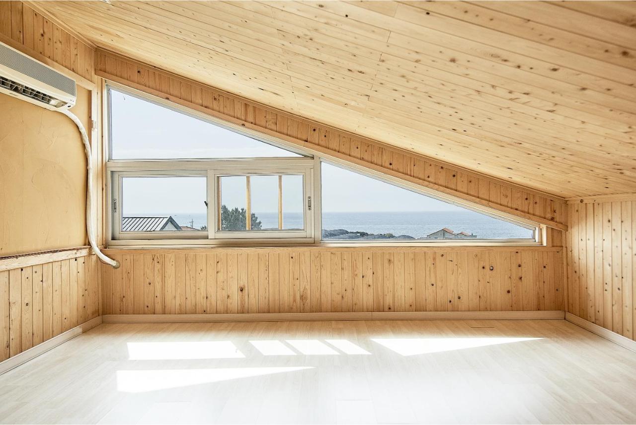 Jeju Sunflower Pension Seogwipo Exterior photo